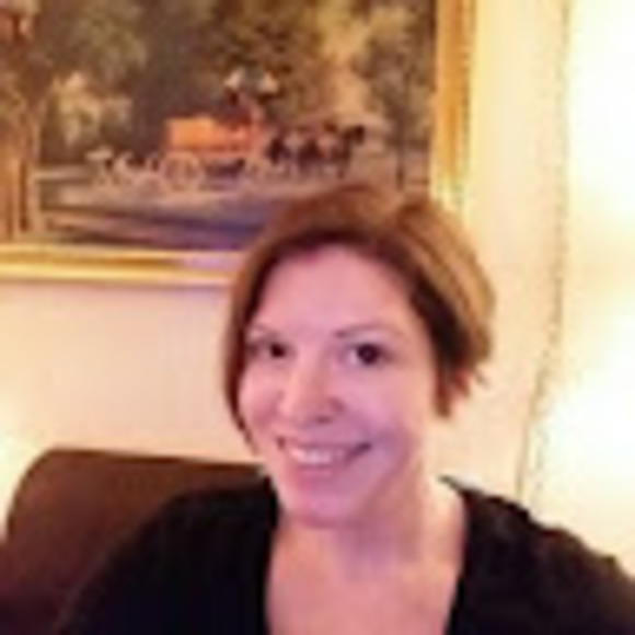 Meet your Posher, Carlie - Picture 1 of 1